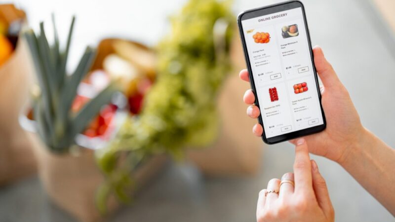 From Farm To Phone: The Tech Behind Grocery Applications