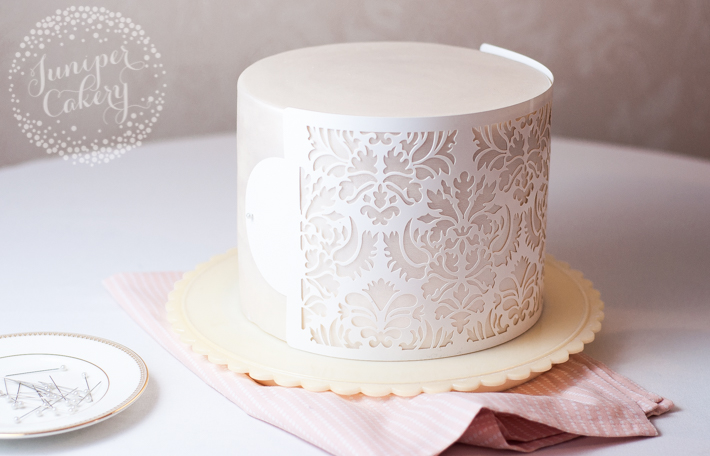 Why Stencils Often Don’t Give The Effect That You Want On The Cakes?