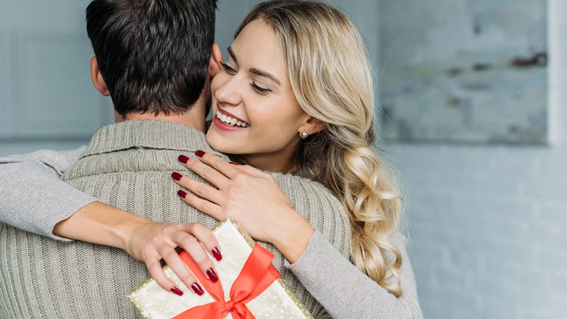 From ‘Just Because’ to Big Milestones: The Psychology of Giving the Perfect Gift