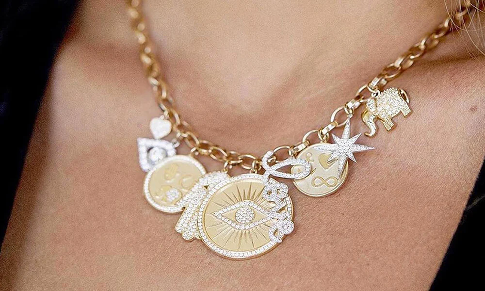 Charm Necklaces That Add Subtle Personality to Workwear and Casual Looks